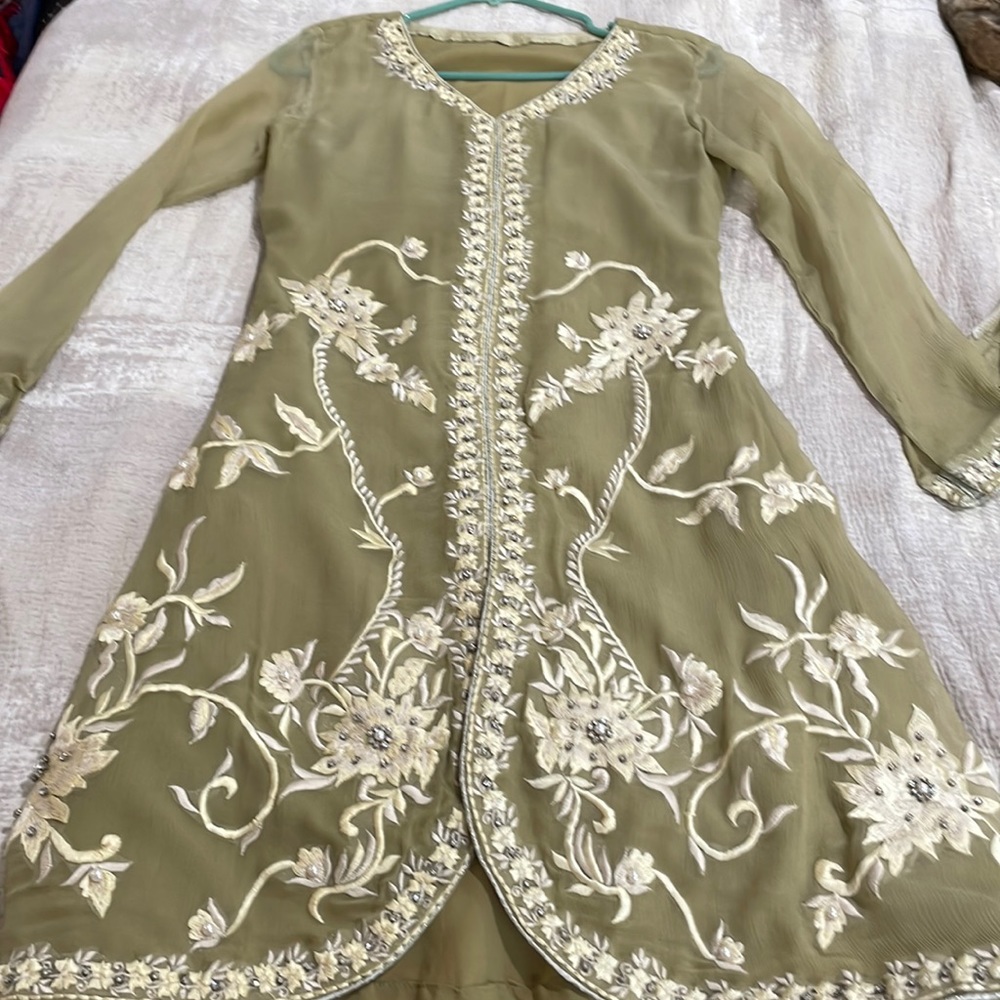 3pc trouser kameez embroidered